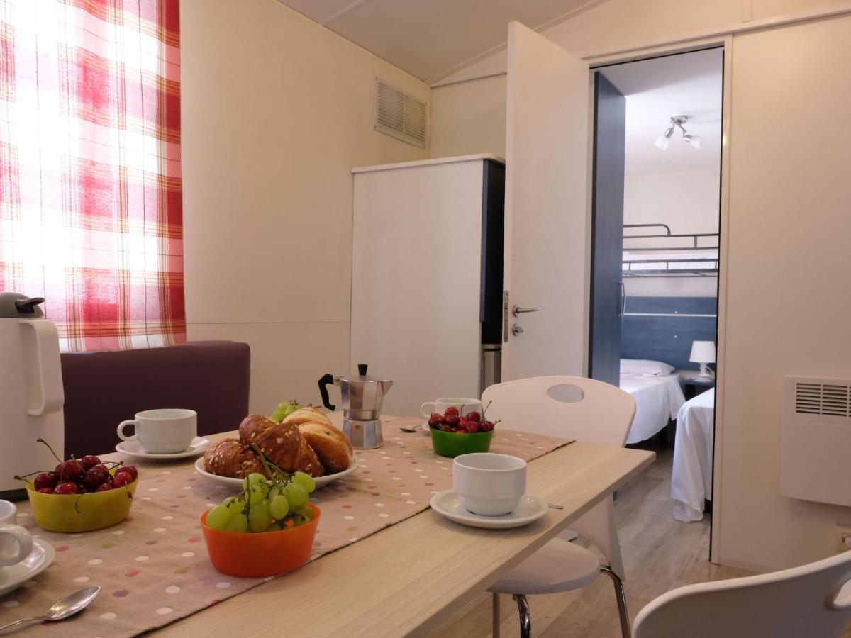 Holiday Home Camping Thurium By Interhome Marina di Schiavonea Exterior photo